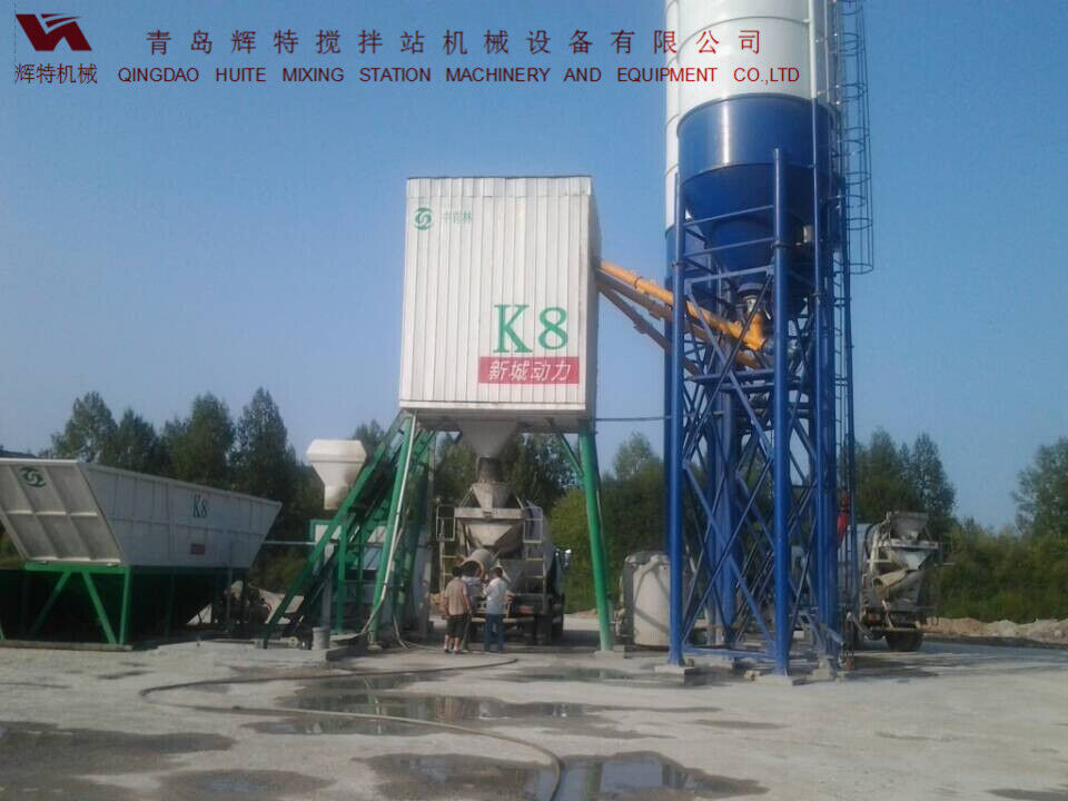 輝特混凝土攪拌站HZS50攪拌性能強，攪拌均勻、迅速，生產(chǎn)效率高