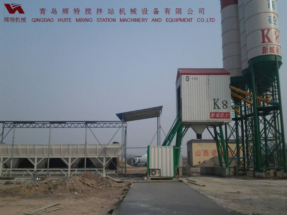 輝特混凝土攪拌站HZS50攪拌性能強，攪拌均勻、迅速，生產(chǎn)效率高