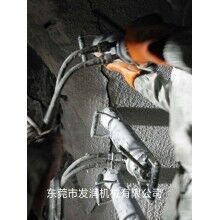 破樁新設(shè)備劈裂器使用方法