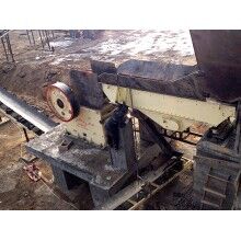 小型顎式破碎機，霸氣側(cè)漏碎石子