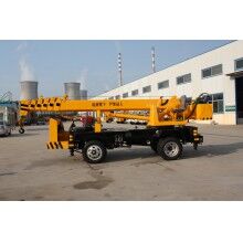 小型自制底盤(pán)吊車4噸自制吊車